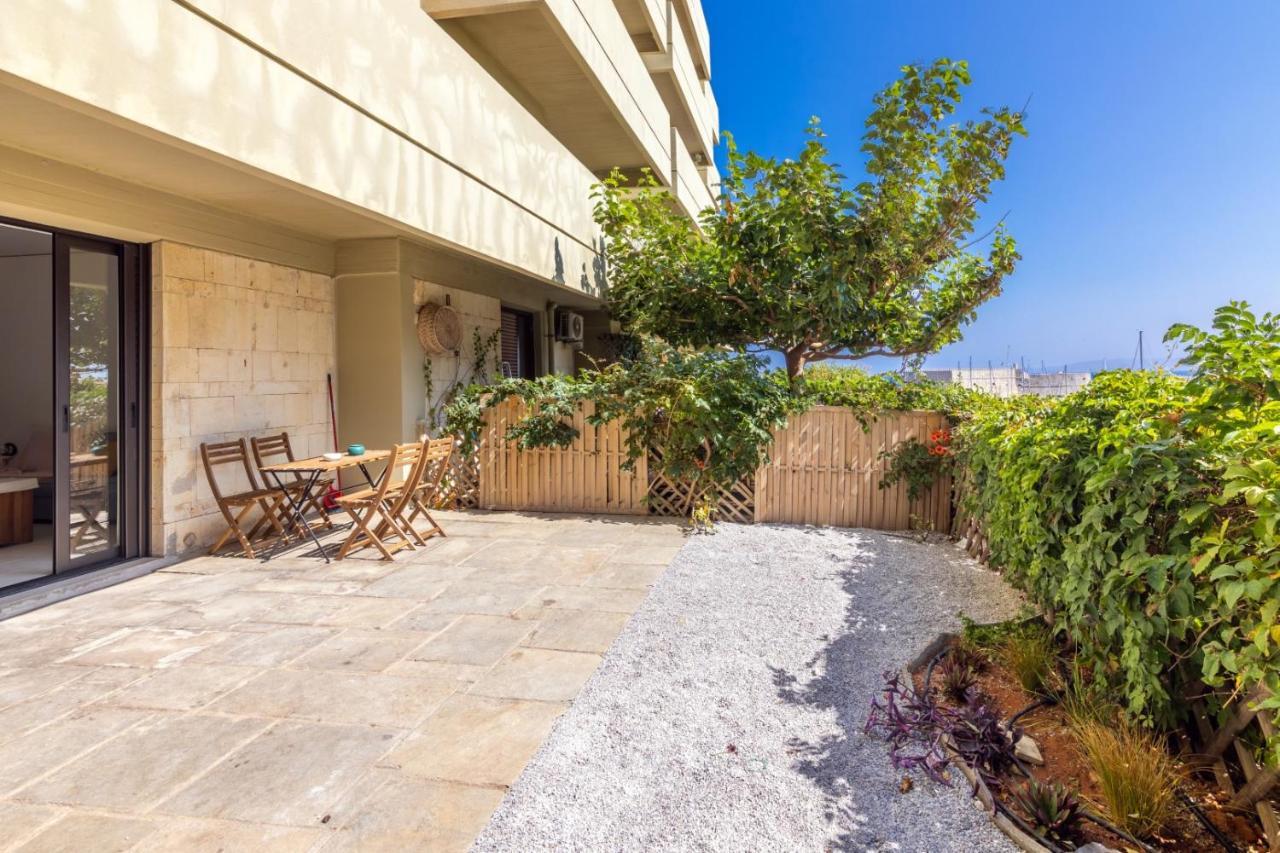 Apartmán City Center With Free Parking And Port Side View Iraklio Exteriér fotografie